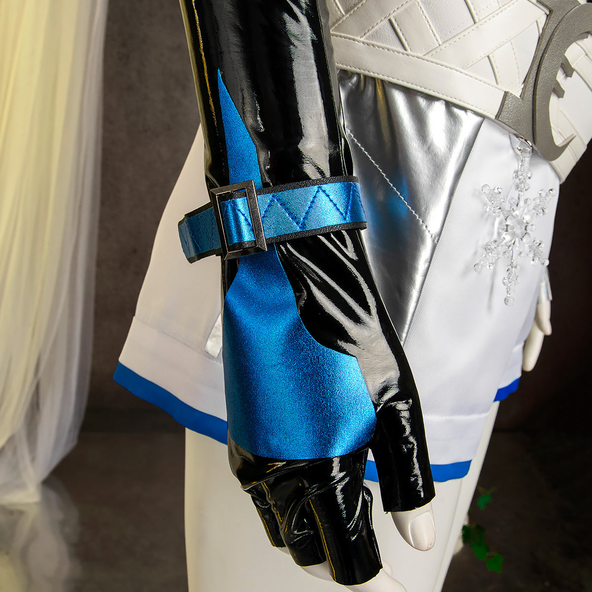 MAV Rivals Luna Snow Cosplay Costume