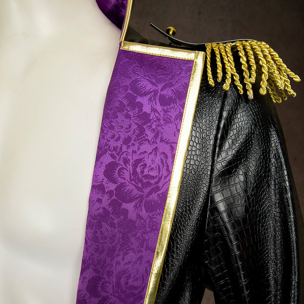 Yakuza 8 Like a Dragon: Pirate Yakuza in Hawaii Goro Majima Cosplay Costume